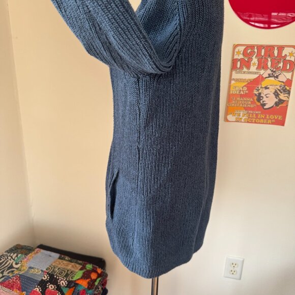 L.L.Bean Knitted Dark Blue Zippered Sweater - Picture 5 of 13